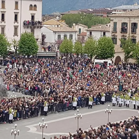 Piazza Maggiore Apartamento Sulmona